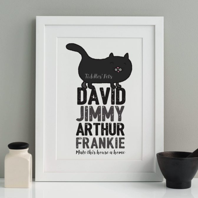 Cat Lovers Family Print White